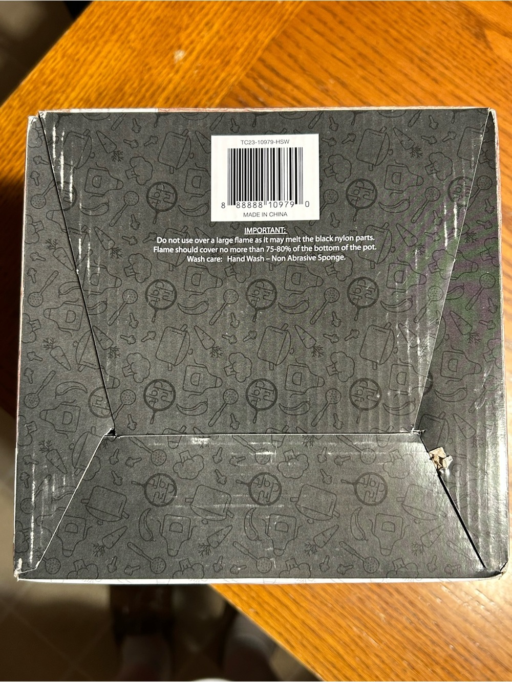 Tru Craft Stainless Steel Whistling Tea Kettle with Black Handle NEW IN BOX - Picture 4 of 5
